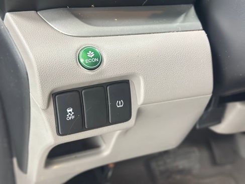 Used 2014 Honda CR-V LX image 15