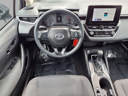 Used 2024 Toyota Corolla LE FWD image 4