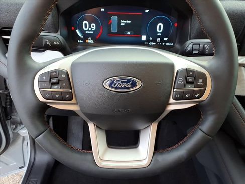 New 2026 Ford Explorer Active w/ Active Comfort Package image 15