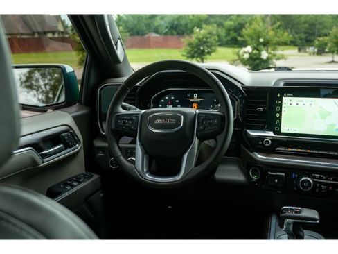 Used 2025 GMC Sierra 1500 SLT w/ SLT Premium Plus Package AWD/4WD image 21