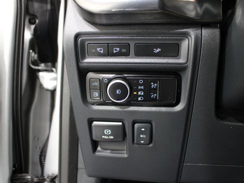 Used 2023 Ford F150 Lariat w/ Equipment Group 502A High AWD/4WD image 9