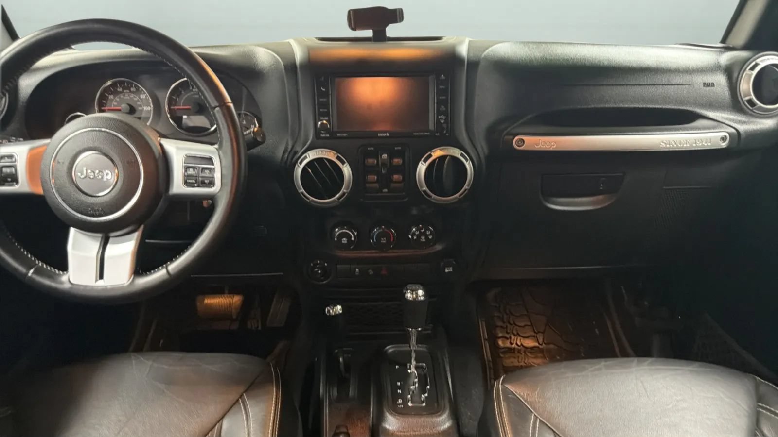 Used 2015 Jeep Wrangler Unlimited Sport AWD/4WD image 14
