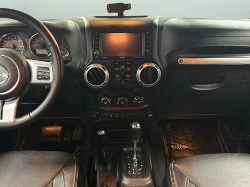 Used 2015 Jeep Wrangler Unlimited Sport AWD/4WD image 14