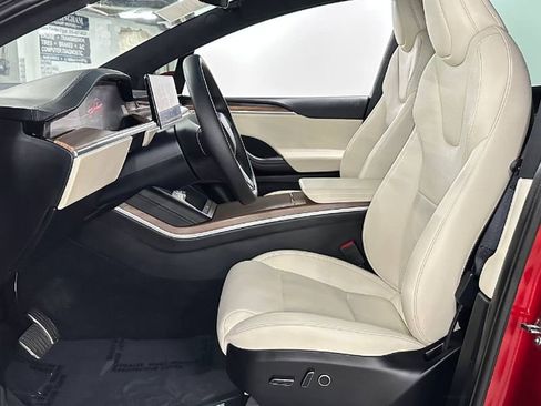 Used 2025 Tesla Model X AWD/4WD image 20