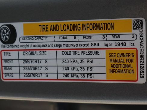 Used 2024 Chevrolet Silverado 1500 LT RWD image 52