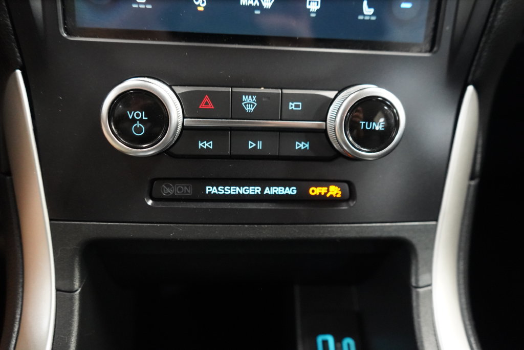 Certified 2024 Ford Edge SEL AWD/4WD image 37