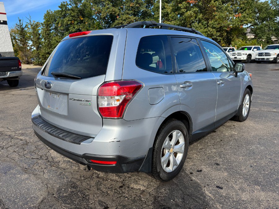 Used 2015 Subaru Forester 2.5i Premium AWD/4WD image 5