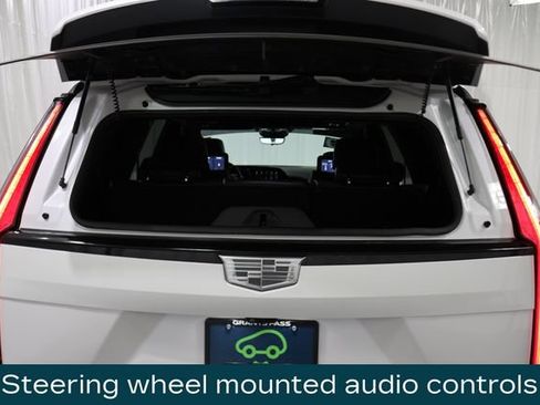 Used 2021 Cadillac Escalade Sport Platinum w/ LPO, ONYX Package AWD/4WD image 17