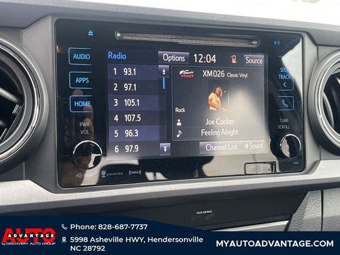 Used 2019 Toyota Tacoma TRD Off-Road AWD/4WD image 15