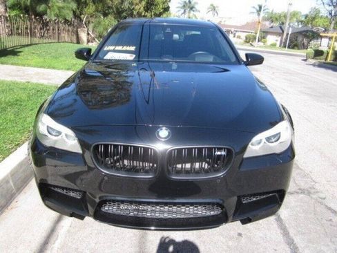 Used 2013 BMW M5 RWD image 27