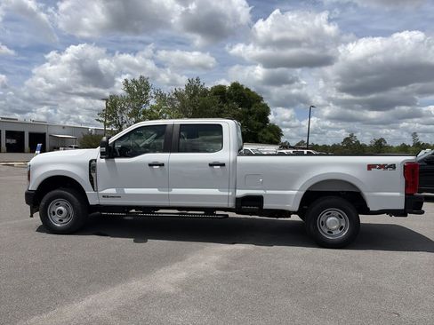 New 2025 Ford F250 XL w/ XL Driver Assist Package AWD/4WD image 6