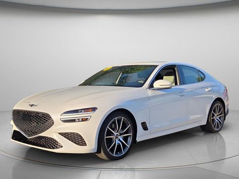 Used 2023 Genesis G70 2.0T RWD image 1