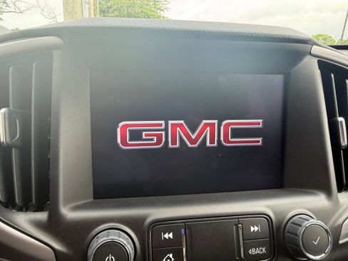 Used 2024 GMC Terrain AT4 w/ Tech Package AWD/4WD image 12