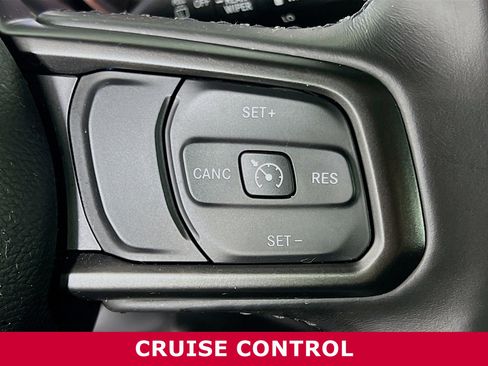 Used 2022 Jeep Wrangler Unlimited Willys image 16