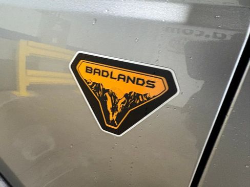 Used 2024 Ford Bronco Badlands AWD/4WD image 30