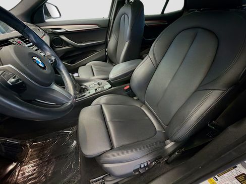 Used 2018 BMW X2 sDrive28i w/ M SportX Package FWD image 11