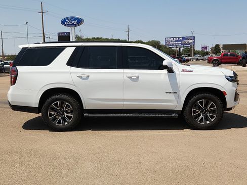Used 2023 Chevrolet Tahoe Z71 w/ Luxury Package AWD/4WD image 5