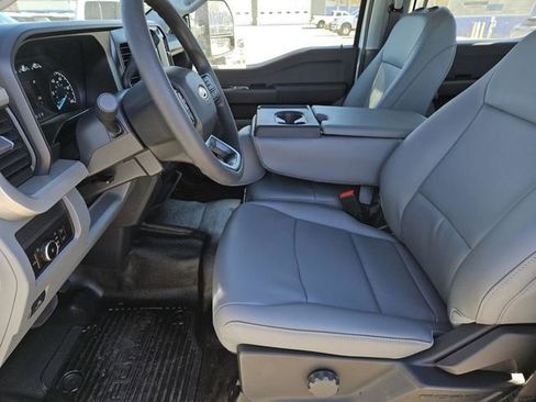New 2026 Ford F250 XL w/ XL Chrome Package image 23