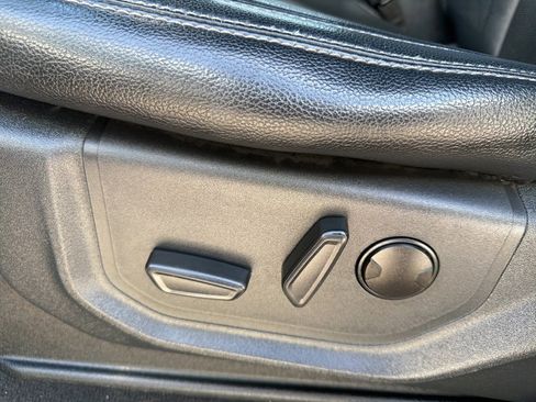 Used 2022 Ford F250 Lariat w/ Lariat Ultimate Package image 12