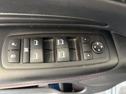 Used 2025 Dodge Durango GT AWD/4WD image 27