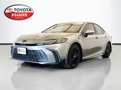 Used 2025 Toyota Camry SE w/ Multimedia Upgrade Package FWD image 1