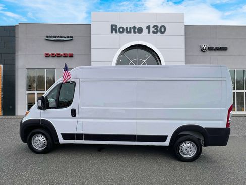 Used 2025 RAM ProMaster 2500 w/ Convenience Group FWD image 5