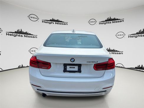 Used 2018 BMW 328d Sedan RWD image 5