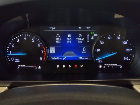 Used 2020 Ford Explorer XLT w/ Equipment Group 202A RWD image 23
