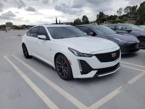 Used 2021 Cadillac CT5 Sport RWD image 2