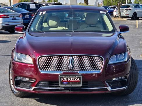 Used 2017 Lincoln Continental Select w/ Climate Package image 2
