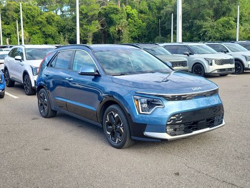 Certified 2023 Kia Niro Wave FWD image 41