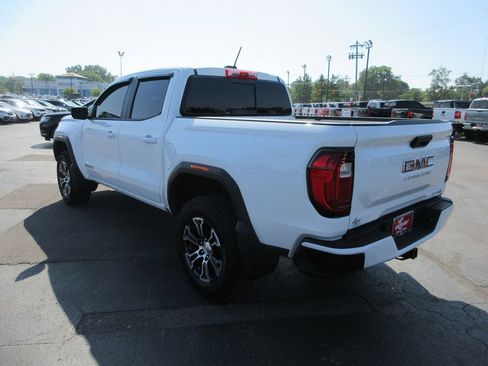 Certified 2024 GMC Canyon AT4 AWD/4WD image 8
