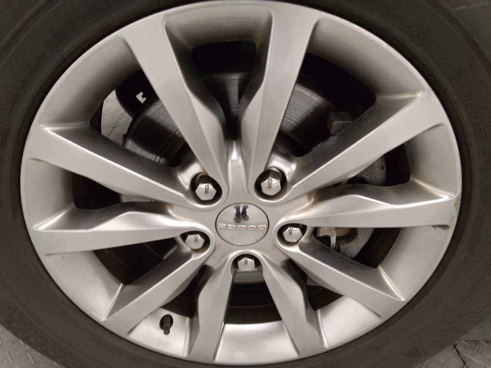 Used 2018 Dodge Durango SXT w/ 3rd Row Seating Group AWD/4WD image 31
