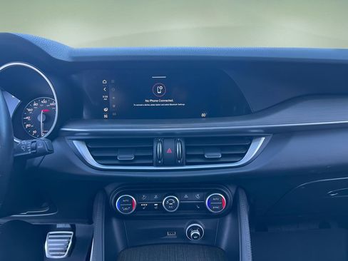 Used 2023 Alfa Romeo Stelvio Ti w/ Active Assist Plus Package image 12