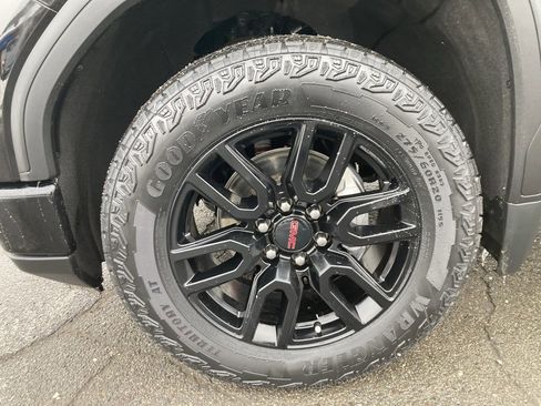 Used 2023 GMC Sierra 1500 Elevation w/ X31 Off-Road Package image 23