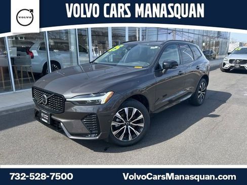 Certified 2025 Volvo XC60 B5 Plus image 1