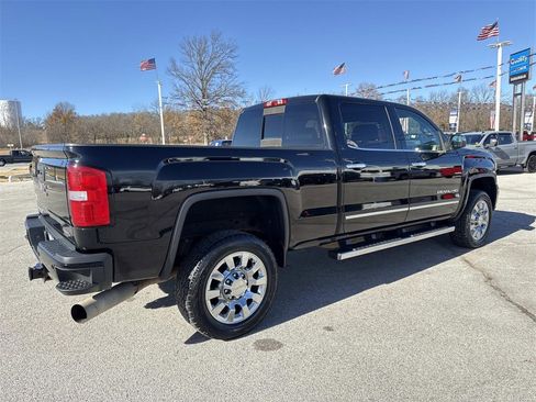 Used 2015 GMC Sierra 2500 Denali w/ Duramax Plus Package image 7