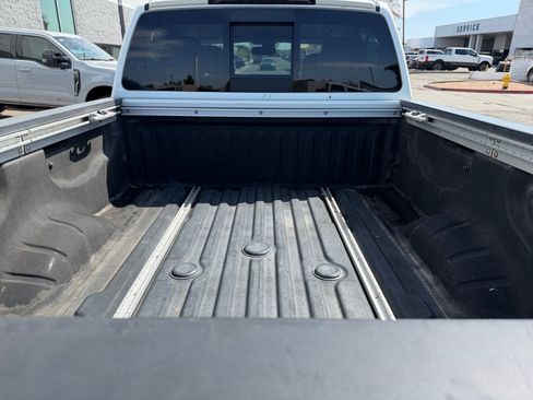 Used 2017 Nissan Titan Platinum Reserve AWD/4WD image 27