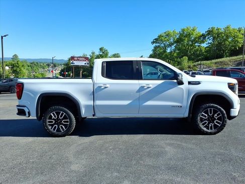New 2026 GMC Sierra 1500 AT4 w/ AT4 Premium Package AWD/4WD image 8