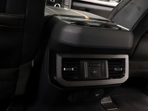 Used 2023 Ford F250 Platinum AWD/4WD image 27