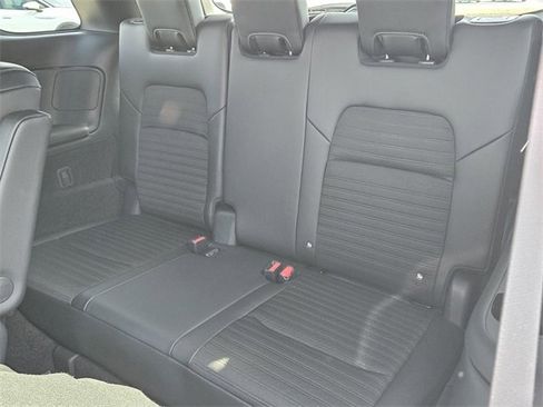 Used 2025 Nissan Pathfinder Rock Creek image 9