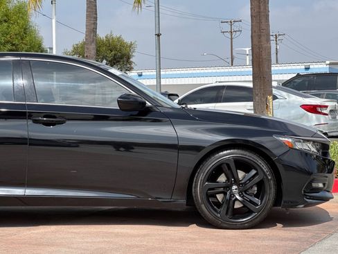 Used 2019 Honda Accord Sport image 33