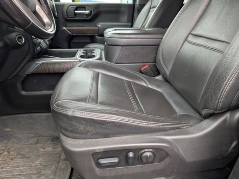 Used 2022 GMC Sierra 2500 Denali w/ Denali Ultimate Package image 8