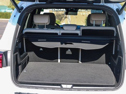 Certified 2025 Mercedes-Benz GLB 250 4MATIC image 26