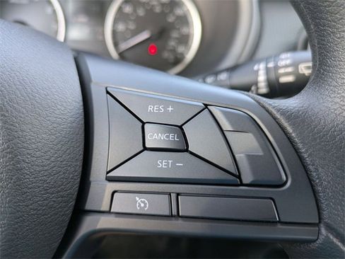 New 2025 Nissan Kicks Play S image 15