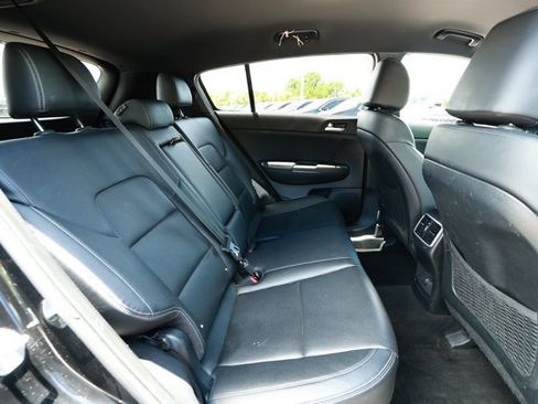 Used 2020 Kia Sportage S FWD image 25