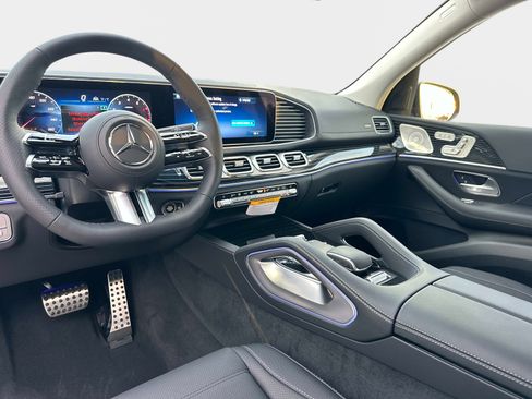 New 2026 Mercedes-Benz GLS 450 450 4MATIC SUV image 16