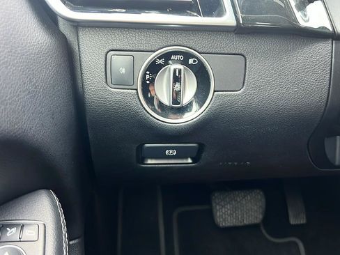 Used 2017 Mercedes-Benz GLS 450 4MATIC w/ Premium Package image 27