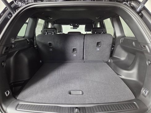 New 2026 Jeep Grand Cherokee Altitude RWD image 19