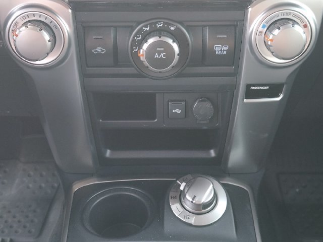 Used 2024 Toyota 4Runner SR5 Premium w/ Moonroof Package AWD/4WD image 20